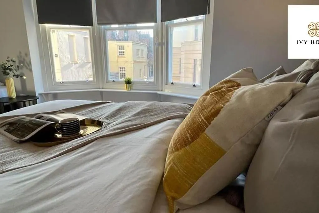 Central Three Bedroom Flat I Sleep Up To 9 Guests Brighton