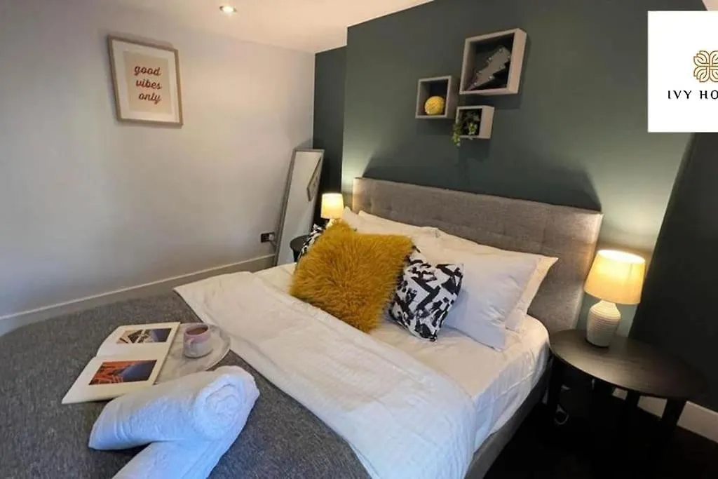 Central Three Bedroom Flat I Sleep Up To 9 Guests Brighton 0*,